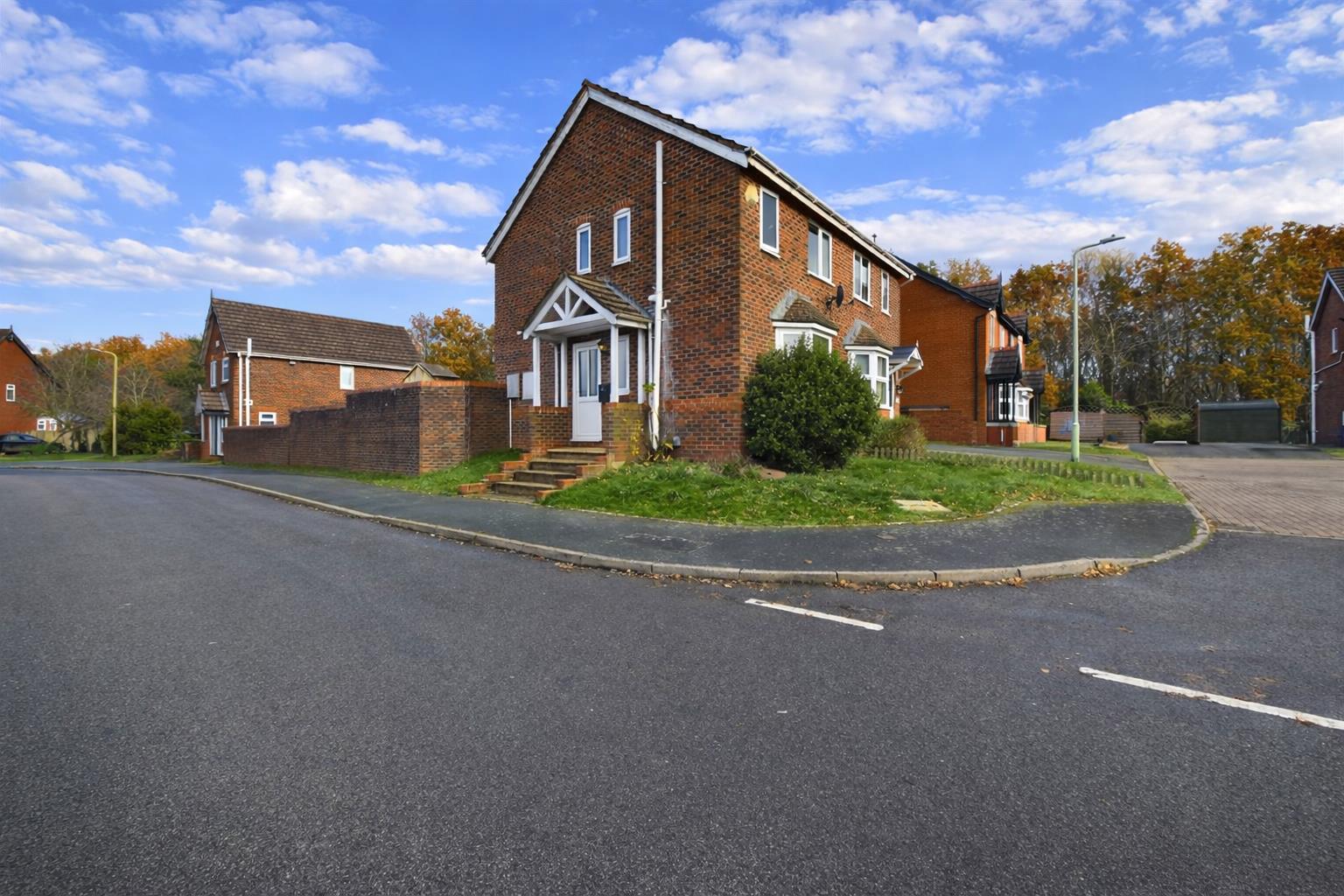 20 Henley Drive, Oswestry, SY11 2RF For Sale